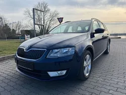 Blau Gebraucht 2014 Skoda Octavia Elegance Kombi | 5.999 € (Fairer Preis)