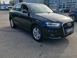 Blau Gebraucht 2013 Audi Q3 SUV | 16.900 €