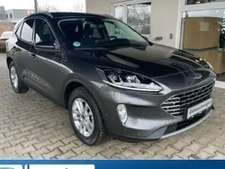 Grau Gebraucht 2023 Ford Kuga Titanium SUV | 30.590 € (Fairer Preis)
