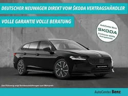 Blau Neu 2025 Skoda Superb SportLine Kombi | 45.990 € (Guter Preis)