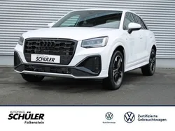 Weiß (arkonaweiß) Gebraucht 2023 Audi Q2 S-Line SUV | 35.534 € (Teuer)