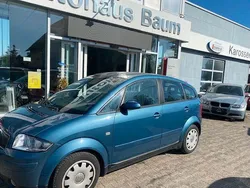 Blau Gebraucht 2000 Audi A2 Sport Kleinwagen | 2.950 € (Guter Preis)
