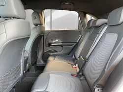Weiss Gebraucht 2024 Mercedes B200 Van / Kleinbus | 36.800 € (Teuer)