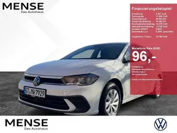Pure white Gebraucht 2024 VW Polo Life Kleinwagen | 16.785 € (Guter Preis)