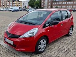 Rot Gebraucht 2014 Honda Jazz Trend Kleinwagen | 6.200 € (Fairer Preis)
