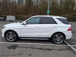 Weiß Gebraucht 2015 Mercedes ML350 AMG line SUV | 25.000 € (Fairer Preis)