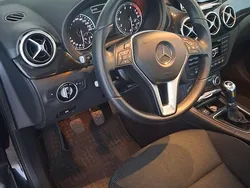 Schwarz Gebraucht 2015 Mercedes B180 Style Van / Kleinbus | 13.450 € (Fairer Preis)