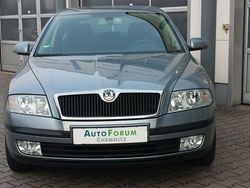 Grau Gebraucht 2006 Skoda Octavia Ambiente Limousine | 4.985 € (Teuer)