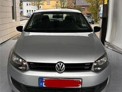 Silber Gebraucht 2011 VW Polo Limousine | 3.300 € (Guter Preis)