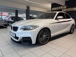 Weiß Gebraucht 2016 BMW M240 M Sport Coupé | 32.300 € (Etwas zu teuer)