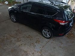 Schwarz Gebraucht 2016 Ford Kuga SYNC Edition SUV | 11.000 € (Guter Preis)