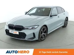 Grau Gebraucht 2022 BMW 320 M Sport Limousine | 39.720 € (Fairer Preis)