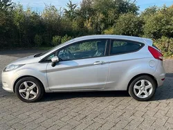 Silber Gebraucht 2010 Ford Fiesta Kleinwagen | 2.299 € (Fairer Preis)