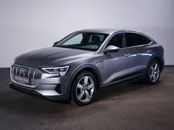 Grau Gebraucht 2020 Audi e-tron Advanced SUV | 24.395 € (Guter Preis)