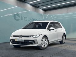 Weiß Gebraucht 2024 VW Golf VIII Limousine | 24.170 € (Guter Preis)