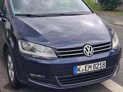 Blau Gebraucht 2010 VW Sharan Van / Kleinbus | 7.000 €