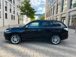 Schwarz Gebraucht 2013 Mitsubishi Outlander SUV | 9.100 € (Fairer Preis)