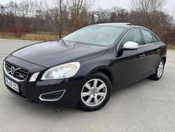 Schwarz Gebraucht 2011 Volvo S60 R-Design Limousine | 5.499 €