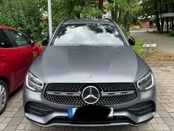Grau Gebraucht 2020 Mercedes GLC300e SUV | 31.500 € (Fairer Preis)