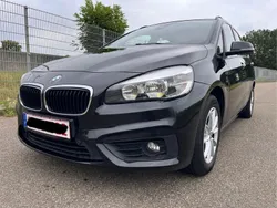Schwarz Gebraucht 2017 BMW 216 Gran Tourer Advantage Van / Kleinbus | 7.999 € (Guter Preis)