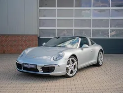 Silber Gebraucht 2014 Porsche 911 Targa 4 Cabrio | 93.500 €
