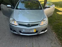 Silber Gebraucht 2005 Opel Tigra Cabrio | 1.750 € (Fairer Preis)