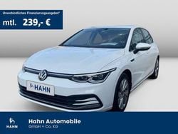 Weiß Gebraucht 2020 VW Golf VIII Style Limousine | 17.930 € (Fairer Preis)