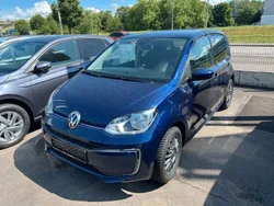 Blau Gebraucht 2020 VW e-up! United Kleinwagen | 13.990 € (Teuer)