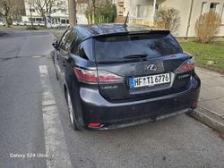 Gebraucht 2011 Lexus CT200h Limousine | 3.000 €