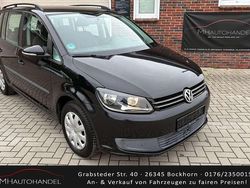 Schwarz Gebraucht 2011 VW Touran Trendline Van / Kleinbus | 6.490 € (Etwas zu teuer)