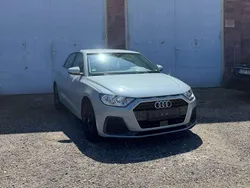 Grau Gebraucht 2020 Audi A1 Sportback Advanced Kleinwagen | 19.490 € (Fairer Preis)