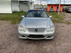 Grau Gebraucht 2004 Mercedes CLC200 Kleinwagen | 2.350 €