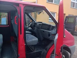 Rot Gebraucht 2009 Ford Tourneo Van / Kleinbus | 2.300 €