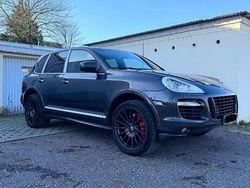 Grau Gebraucht 2010 Porsche Cayenne Turbo S SUV | 14.500 €