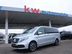 Silber Gebraucht 2022 Mercedes V220 Van / Kleinbus | 42.900 € (Fairer Preis)