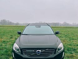 Schwarz Gebraucht 2015 Volvo XC60 Summum SUV | 21.000 € (Teuer)