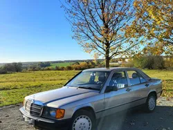 Beige Gebraucht 1987 Mercedes 190 Limousine | 5.900 €