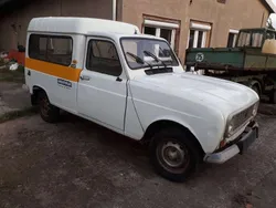 Renault R4
