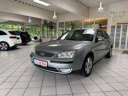 Grau Gebraucht 2004 Ford Mondeo Ghia Limousine | 4.999 € (Teuer)