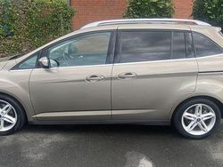 Beige Gebraucht 2018 Ford Grand C-Max Titanium Van / Kleinbus | 10.499 € (Guter Preis)