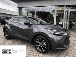 Grau Gebraucht 2024 Toyota C-HR Team SUV | 29.990 € (Superpreis)