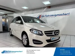 Weiss Gebraucht 2015 Mercedes B180 Van / Kleinbus | 15.988 € (Fairer Preis)