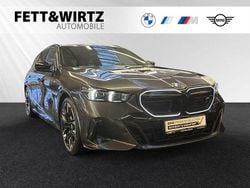 Sophistograu brillanteffekt metallic Gebraucht 2024 BMW i5 Comfort Edition Kombi | 73.800 € (Guter Preis)