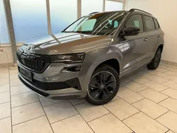 Graphitegrau metallic Neu 2025 Skoda Karoq SportLine SUV | 33.990 € (Guter Preis)