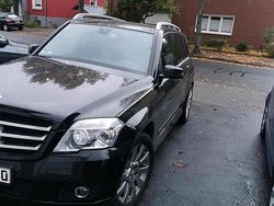 Schwarz Gebraucht 2009 Mercedes GLK350 SUV | 11.500 €