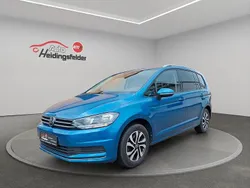 Carribean blue Gebraucht 2021 VW Touran Active Van / Kleinbus | 27.900 € (Fairer Preis)