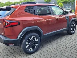 Braun Neu 2025 Dacia Duster Extreme SUV | 30.849 € (Etwas zu teuer)