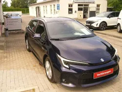 Dark blue mica metallic Gebraucht 2024 Suzuki Swace Comfort+ Kombi | 25.990 € (Fairer Preis)