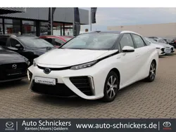 Weiss Gebraucht 2019 Toyota Mirai Limousine | 17.990 € (Fairer Preis)