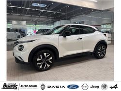 Hell weiß sonderlack (metallic) Gebraucht 2024 Nissan Juke Acenta SUV | 21.990 € (Fairer Preis)